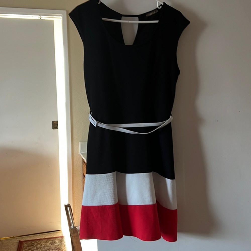 Libian…Short Sleeved Dress in Size Large